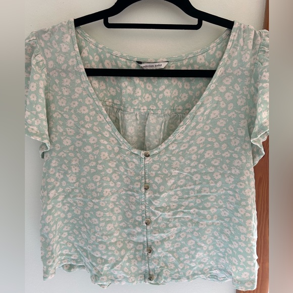 AE Green Floral Button Scoop Neck Short Sleeve Top - Picture 3 of 7